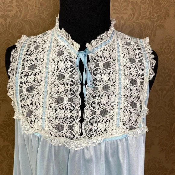 Vintage 60s 70s Glammy Cottagecore Victorian Romantic Nightgown Lingerie - Picture 6 of 10